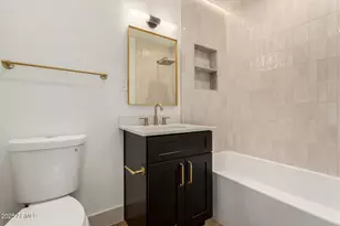 385 E Clarendon Ave, Phoenix, AZ 85012 - Photo 21