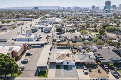 385 E Clarendon Avenue, Phoenix, AZ 85012 - Photo 29