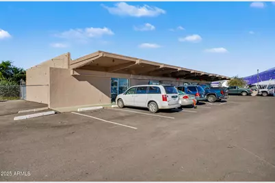 1704 N Country Club Drive, Mesa, AZ 85201 - Photo 3