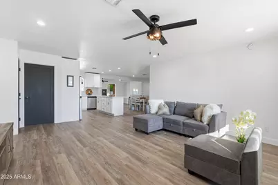 1400 W Megan Street, Chandler, AZ 85224 - Photo 3