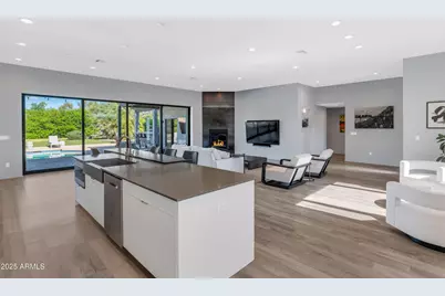 6712 E Onyx Avenue, Paradise Valley, AZ 85253 - Photo 7