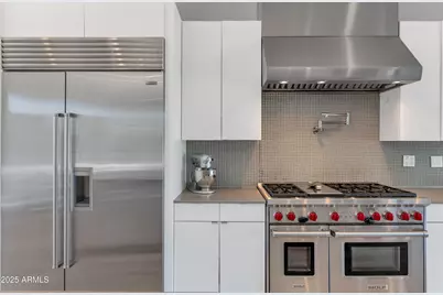 6712 E Onyx Avenue, Paradise Valley, AZ 85253 - Photo 11