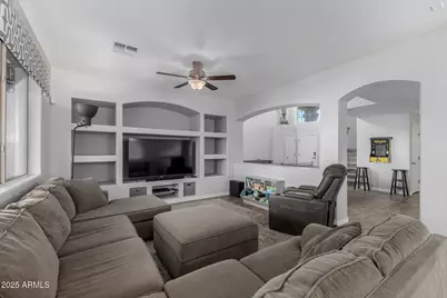 14968 W Shaw Butte Drive, Surprise, AZ 85379 - Photo 9