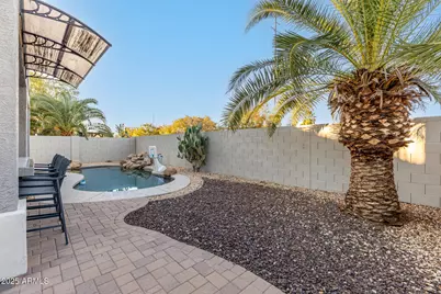 14968 W Shaw Butte Drive, Surprise, AZ 85379 - Photo 31