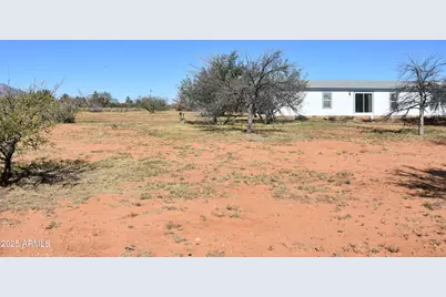8680 E Mustang Trail, Hereford, AZ 85615 - Photo 19