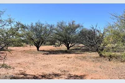 8680 E Mustang Trail, Hereford, AZ 85615 - Photo 15