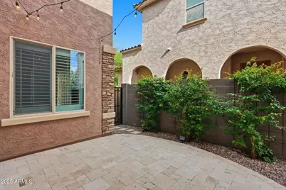 4621 E Walter Way, Phoenix, AZ 85050 - Photo 49