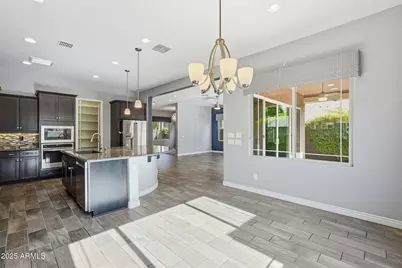 4621 E Walter Way, Phoenix, AZ 85050 - Photo 11