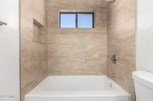 2806 W Royal Palm Rd, Phoenix, AZ 85051 - Photo 31