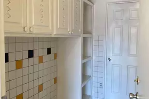 3340 W Charter Oak Rd, Phoenix, AZ 85029 - Photo 9