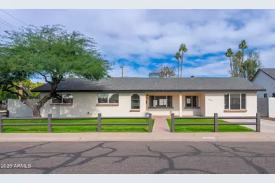 3002 E Whitton Avenue, Phoenix, AZ 85016 - Photo 1