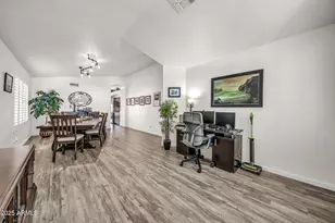 4719 E Adobe Dr, Phoenix, AZ 85050 - Photo 5