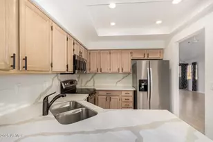 11515 N 91st St, Scottsdale, AZ 85260 - Photo 9