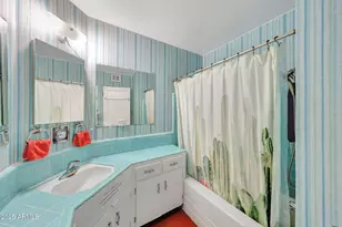 2917 E Highland Ave, Phoenix, AZ 85016 - Photo 39