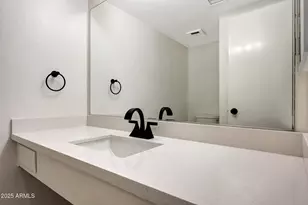 10922 W El Capitan Cir, Sun City, AZ 85351 - Photo 25