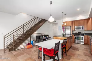 525 W Lakeside Dr, Tempe, AZ 85281 - Photo 11