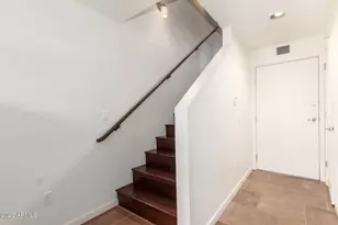 525 W Lakeside Dr, Tempe, AZ 85281 - Photo 3