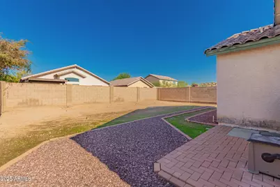 15882 W Madison Street, Goodyear, AZ 85338 - Photo 23