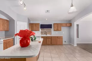 42631 W Venture Road W, Maricopa, AZ 85138 - Photo 9