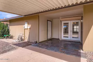 20025 N Willowcreek Cir, Sun City, AZ 85373 - Photo 15