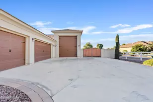 21205 E Pummelos Rd, Queen Creek, AZ 85142 - Photo 3
