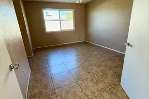 8738 W Columbus Ave, Phoenix, AZ 85037 - Photo 23