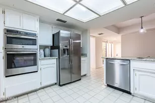 2626 E Arizona Biltmore Cir, Phoenix, AZ 85016 - Photo 21