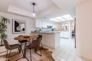 2626 E Arizona Biltmore Cir, Phoenix, AZ 85016 - Photo 25