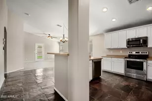 702 W Jersey Way, San Tan Valley, AZ 85143 - Photo 11