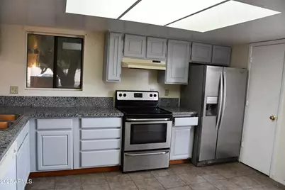 2437 E Tracy Lane #1, Phoenix, AZ 85032 - Photo 9