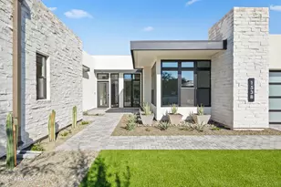 1538 W Wagon Wheel Dr, Phoenix, AZ 85021 - Photo 1