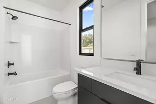 1538 W Wagon Wheel Dr, Phoenix, AZ 85021 - Photo 17