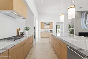 1538 W Wagon Wheel Dr, Phoenix, AZ 85021 - Photo 9