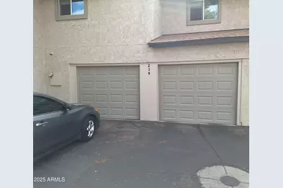 239 E Betty Elyse Lane, Phoenix, AZ 85022 - Photo 23
