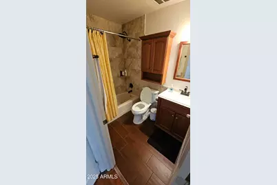 239 E Betty Elyse Lane, Phoenix, AZ 85022 - Photo 13