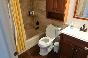 239 E Betty Elyse Ln, Phoenix, AZ 85022 - Photo 13