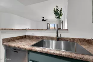 3601 W Tierra Buena Ln, Phoenix, AZ 85053 - Photo 21