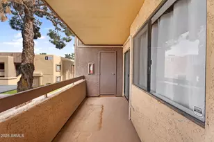 3601 W Tierra Buena Ln, Phoenix, AZ 85053 - Photo 33