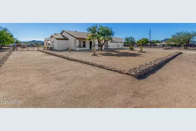 711 E Cloud Road, Phoenix, AZ 85086 - Photo 11