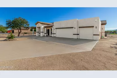 711 E Cloud Road, Phoenix, AZ 85086 - Photo 61