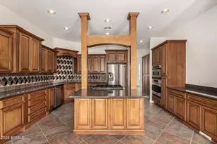 711 E Cloud Rd, Phoenix, AZ 85086 - Photo 17