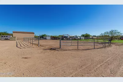 711 E Cloud Road, Phoenix, AZ 85086 - Photo 39