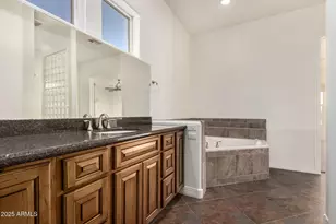 711 E Cloud Rd, Phoenix, AZ 85086 - Photo 23