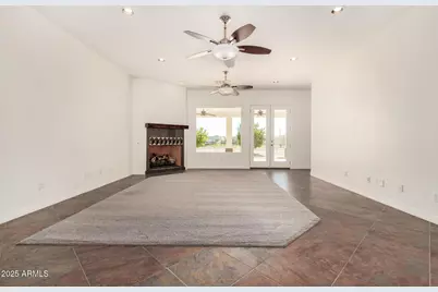 711 E Cloud Road, Phoenix, AZ 85086 - Photo 15