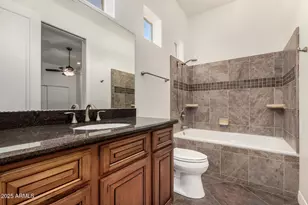 711 E Cloud Rd, Phoenix, AZ 85086 - Photo 27