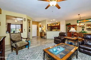 15986 W Quail Creek Ln, Surprise, AZ 85374 - Photo 11