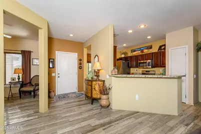 15986 W Quail Creek Lane, Surprise, AZ 85374 - Photo 9