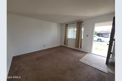 1341 W Shannon Street, Chandler, AZ 85224 - Photo 9