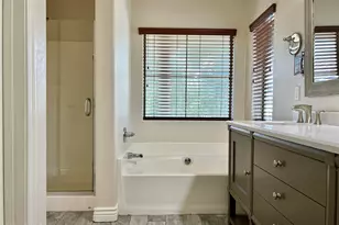 3853 E Santa Fe Ln, Gilbert, AZ 85297 - Photo 15