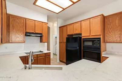 4825 E Kirkland Road, Phoenix, AZ 85054 - Photo 9